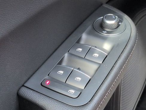 New 2026 Alfa Romeo Giulia w/ Driving Assist Package RWD image 23