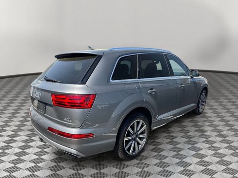 Used 2018 Audi Q7 3.0T Prestige image 3