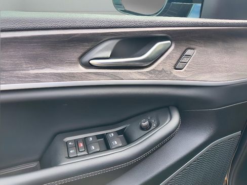 New 2026 Jeep Grand Cherokee Limited image 14