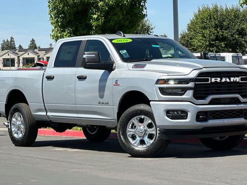 New 2026 RAM 2500 Big Horn AWD/4WD image 2
