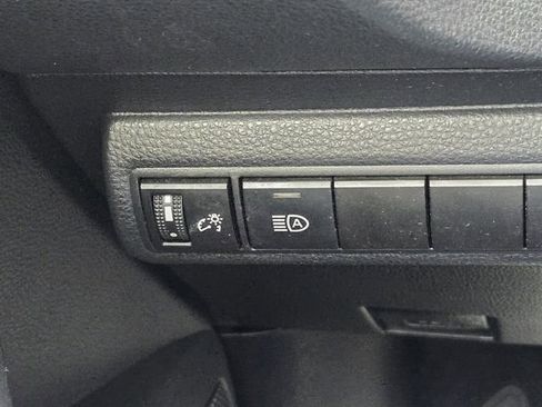 Used 2023 Toyota Corolla LE image 27