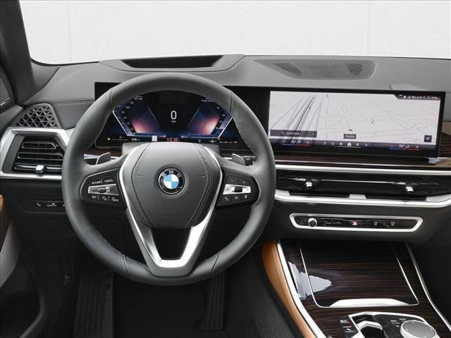 New 2027 BMW X5 xDrive40i w/ M Sport Professional Package AWD/4WD image 4