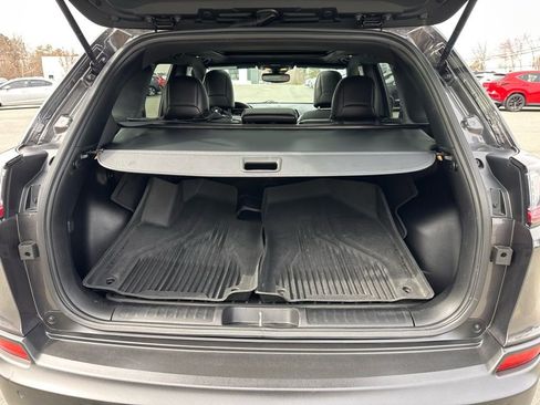 Used 2021 Jeep Cherokee Latitude Lux 80th Anniv w/ Quick Order Package 26U 80TH image 44