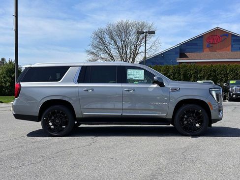 New 2026 GMC Yukon XL Elevation w/ Elevation Premium Package AWD/4WD image 4