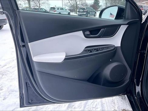 Certified 2023 Hyundai Kona SEL image 23