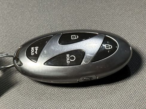 Used 2024 Hyundai Elantra SEL FWD image 28