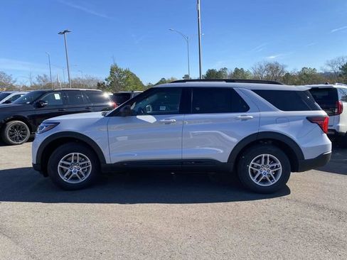 New 2026 Ford Explorer Active image 6