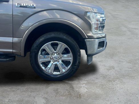Used 2019 Ford F150 Lariat w/ Equipment Group 502A Luxury AWD/4WD image 29