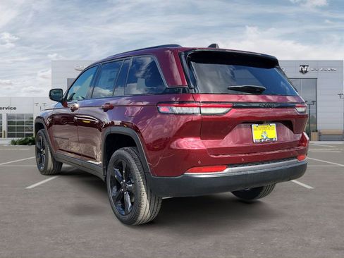 New 2026 Jeep Grand Cherokee Limited image 3