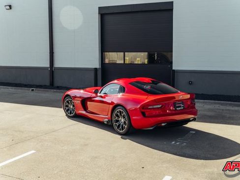 Used 2013 SRT Viper SRT-10 w/ Track Pkg RWD image 22