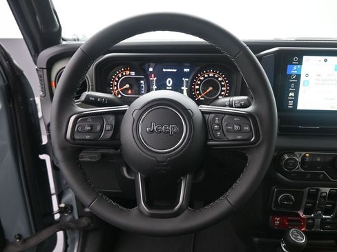 New 2026 Jeep Gladiator Mojave image 7