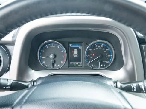 Used 2017 Toyota RAV4 Limited FWD image 20
