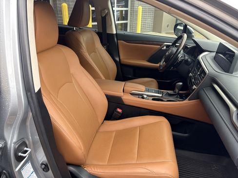 Used 2022 Lexus RX 350L Premium image 33