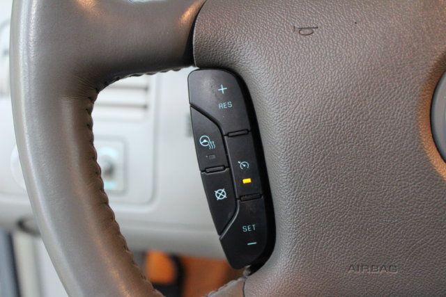 Used 2011 Buick Lucerne CXL w/ Driver Confidence Package FWD image 16