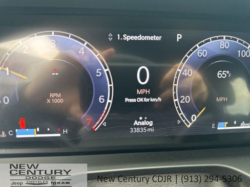 Used 2025 Jeep Grand Cherokee Limited w/ Luxury Tech Group II AWD/4WD image 24