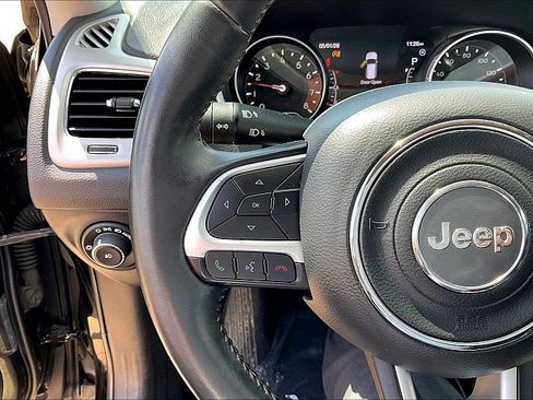 Used 2019 Jeep Compass Latitude w/ Popular Equipment Group AWD/4WD image 7