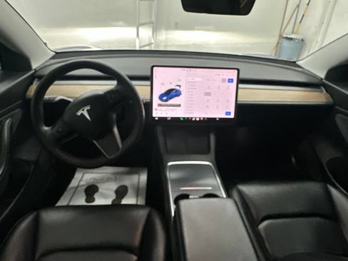 Used 2021 Tesla Model 3 Long Range AWD/4WD image 18