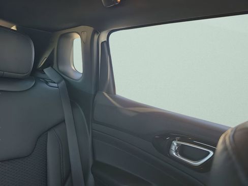 New 2026 Jeep Compass Latitude AWD/4WD image 14