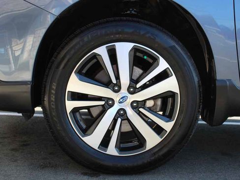 Used 2018 Subaru Outback 2.5i Limited image 36