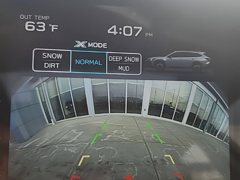 Used 2025 Subaru Outback Onyx Edition image 23