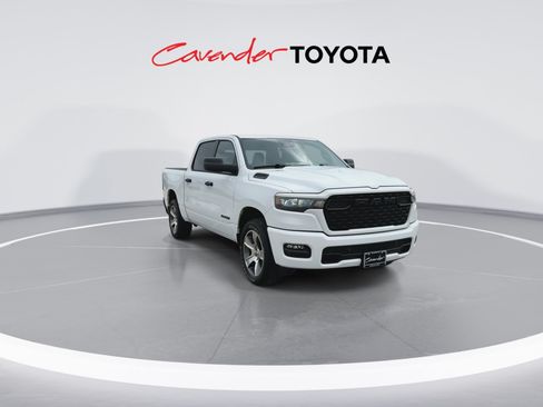 Used 2025 RAM 1500 Tradesman AWD/4WD image 2