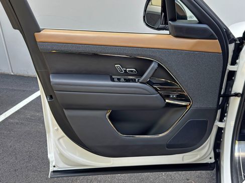 Used 2024 Land Rover Range Rover Sport Autobiography image 49