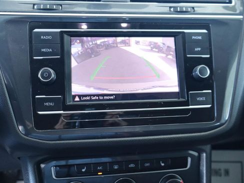 Used 2023 Volkswagen Tiguan S FWD image 26