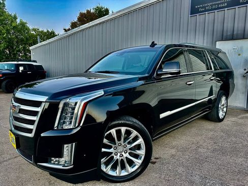 Used 2018 Cadillac Escalade ESV Premium Luxury AWD/4WD image 1