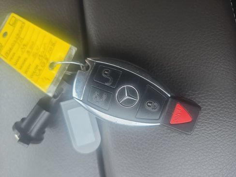Used 2012 Mercedes-Benz ML 350 4MATIC image 30