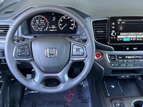 New 2025 Honda Ridgeline Sport image 12