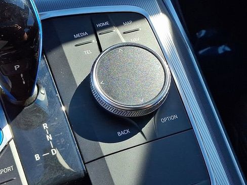 Used 2022 BMW i4 eDrive40 w/ Premium Package image 32