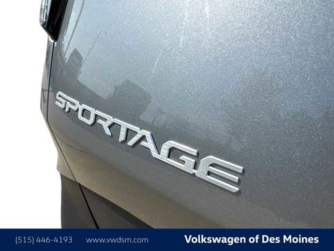 Used 2024 Kia Sportage LX image 6