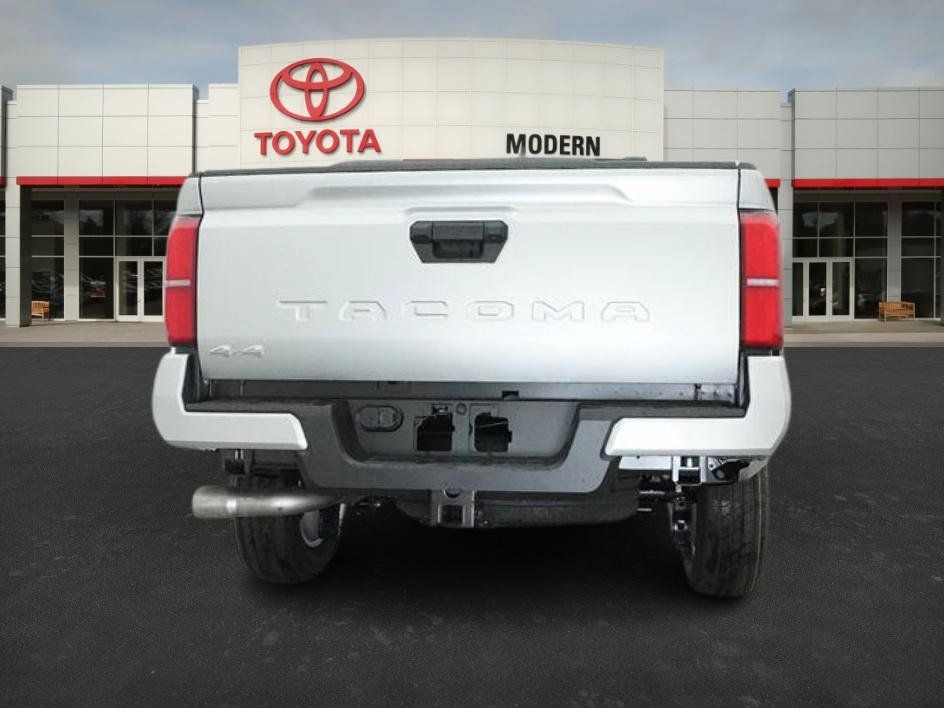 New 2025 Toyota Tacoma SR5 AWD/4WD image 3