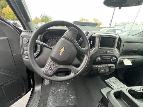 New 2026 Chevrolet Silverado 1500 W/T image 31
