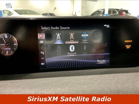 Used 2019 Lexus UX 250h w/ Premium Package AWD/4WD image 37