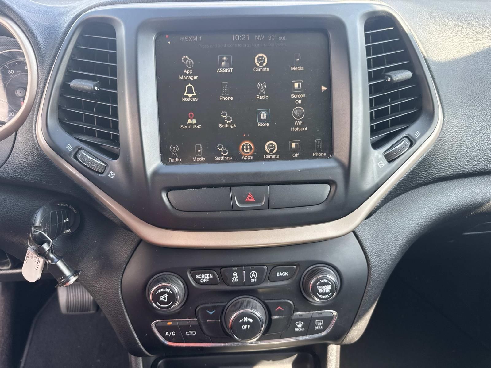 Used 2016 Jeep Cherokee 75th Anniversary FWD image 25