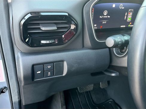 Used 2025 Honda Pilot Elite image 10