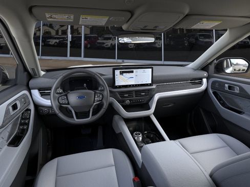 New 2026 Ford Explorer Platinum AWD/4WD image 9
