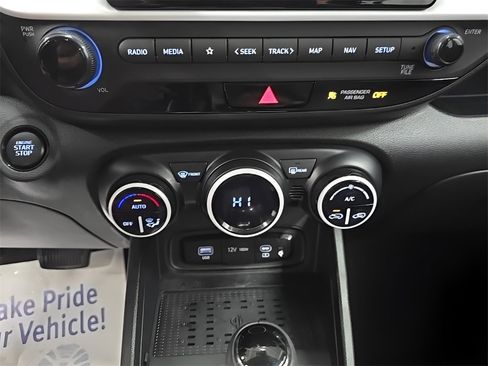 Certified 2023 Hyundai Venue Limited image 27