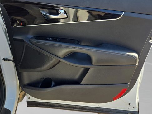 Used 2020 Kia Sorento L image 30