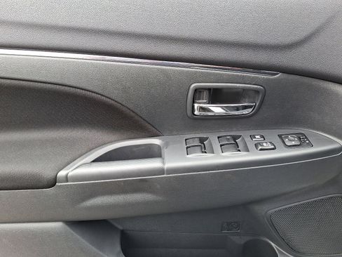 Used 2024 Mitsubishi Outlander Sport AWD image 12