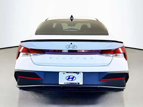 New 2025 Hyundai Elantra Sport image 6