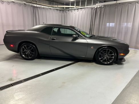 Used 2022 Dodge Challenger R/T Scat Pack image 8