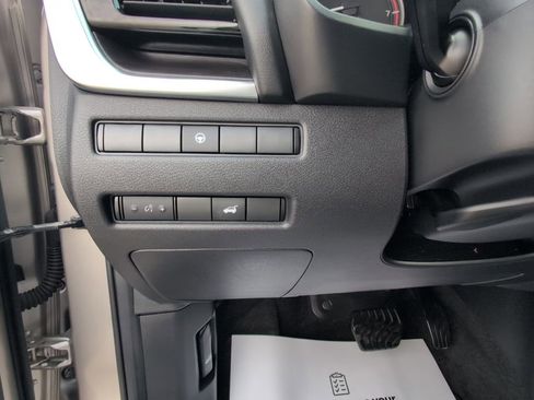 Used 2021 Nissan Rogue SL AWD/4WD image 19
