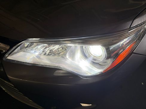 Certified 2017 Toyota Camry XLE FWD image 30