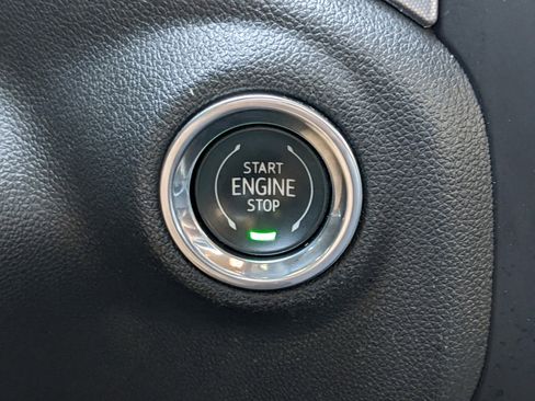 Used 2019 GMC Sierra 1500 SLT w/ SLT Premium Package image 27