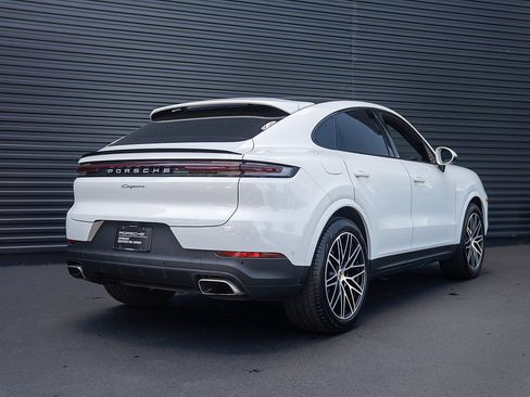 Certified 2026 Porsche Cayenne Coupe AWD/4WD image 57