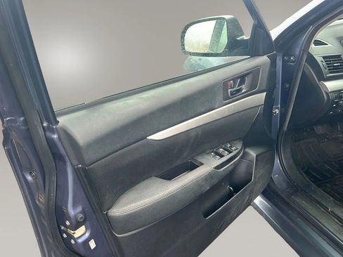 Used 2014 Subaru Legacy 2.5i image 33