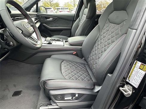 New 2026 Audi SQ7 Prestige image 9