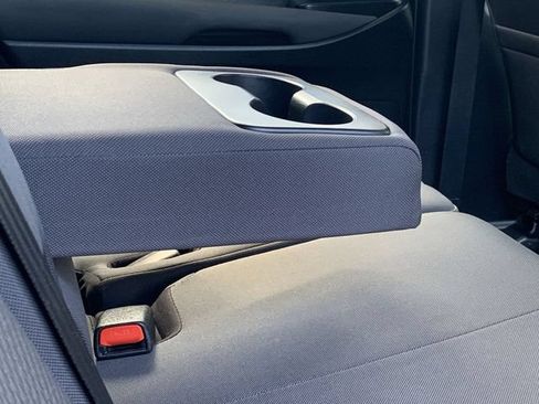 Certified 2019 Toyota Highlander LE AWD/4WD image 36